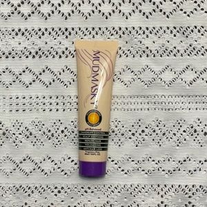 MUDMASKY’s pH balanced Vitamin-Infused Scalp Serum NEW